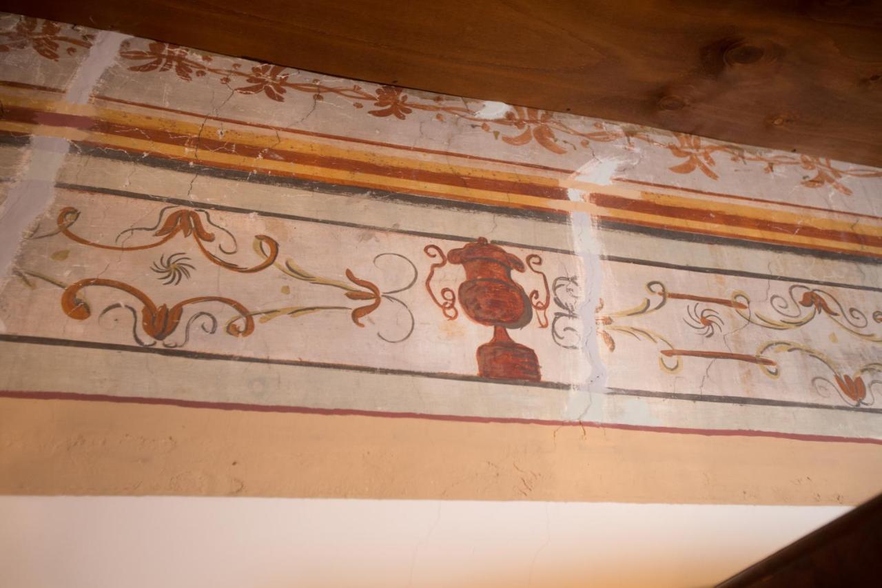 La Via Dei Presepi Bed & Breakfast Наполи Екстериор снимка